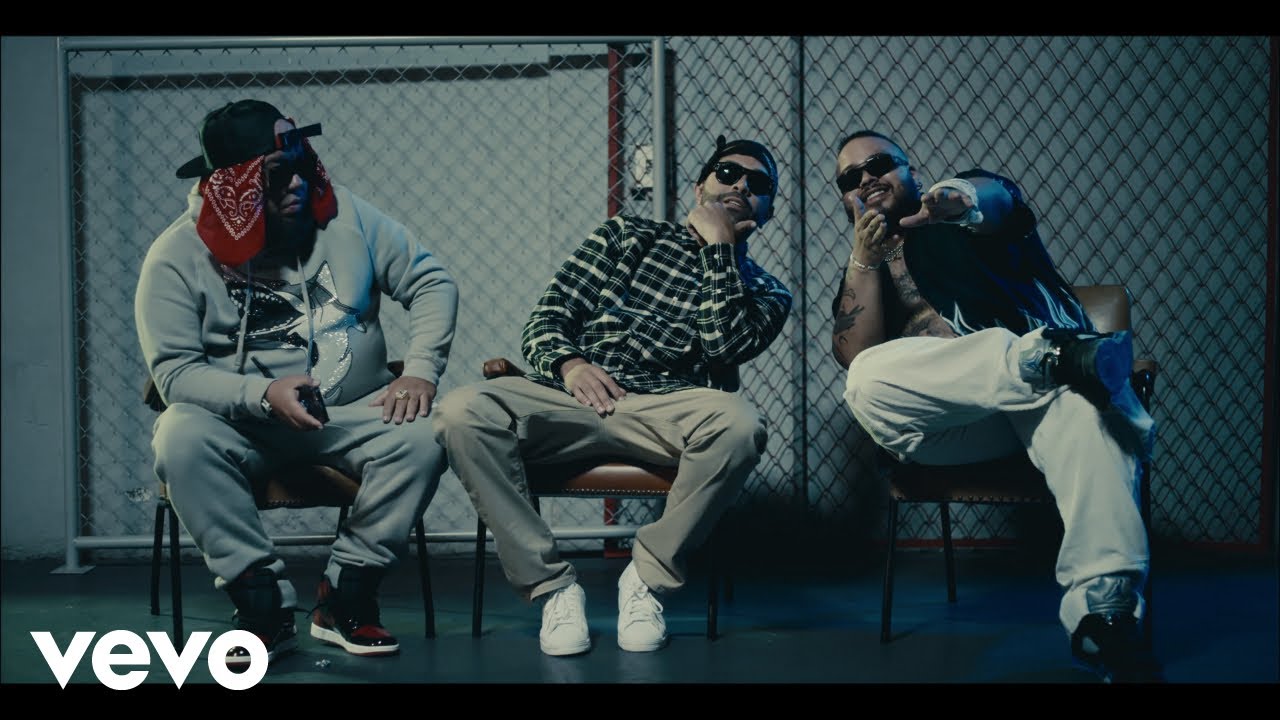 NUNCA ME ENCHULO – TOTOY EL FRIO / ÑEJO / LUIGI 21 PLUS (TOTOY EL FRIO) — styling de music videos por Daniela Styling, imagen 1 de 1