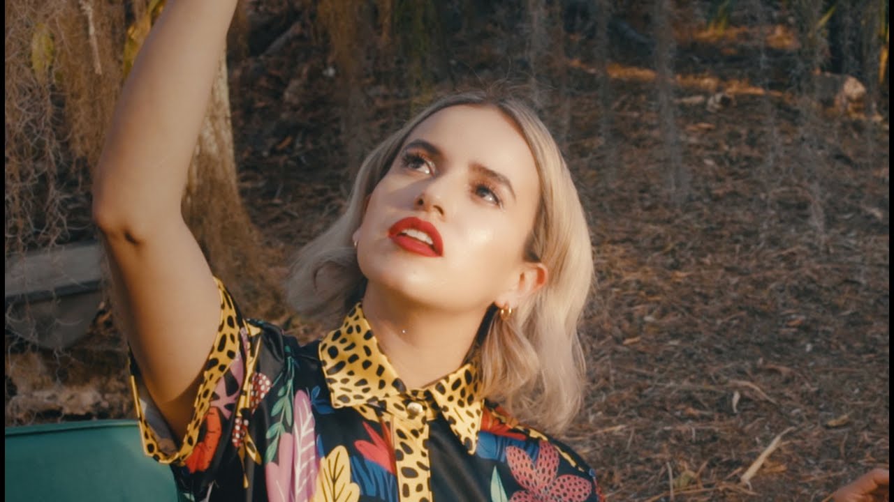 DEJATE QUERER – PEDRINA FT SKINNY MAN X RYOKER — styling de music videos por Daniela Styling, imagen 1 de 1