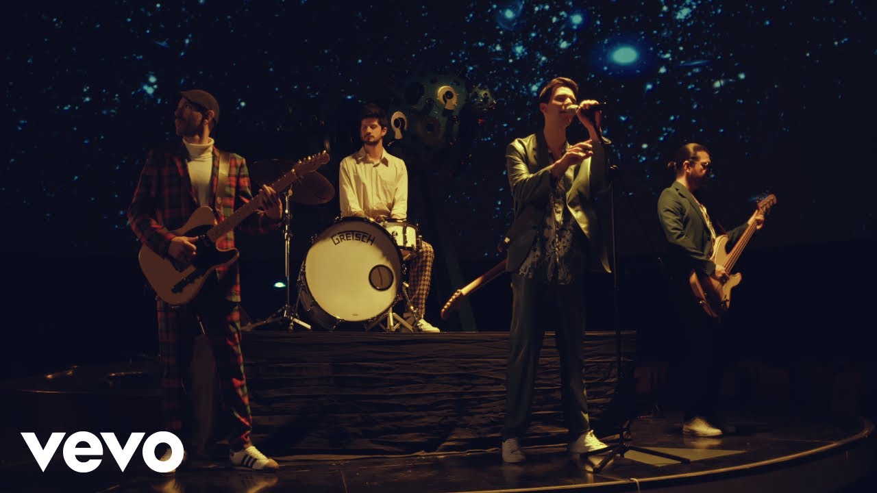 PLANETAS – ALEJANDRO SANTAMARIA — styling de music videos por Daniela Styling, imagen 1 de 1
