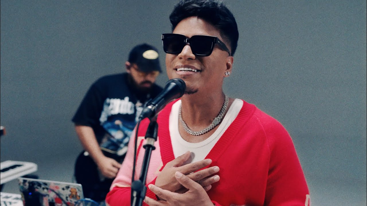 MAS NAH – ACUSTICO EDDY LOVER — styling de music videos por Daniela Styling, imagen 1 de 1
