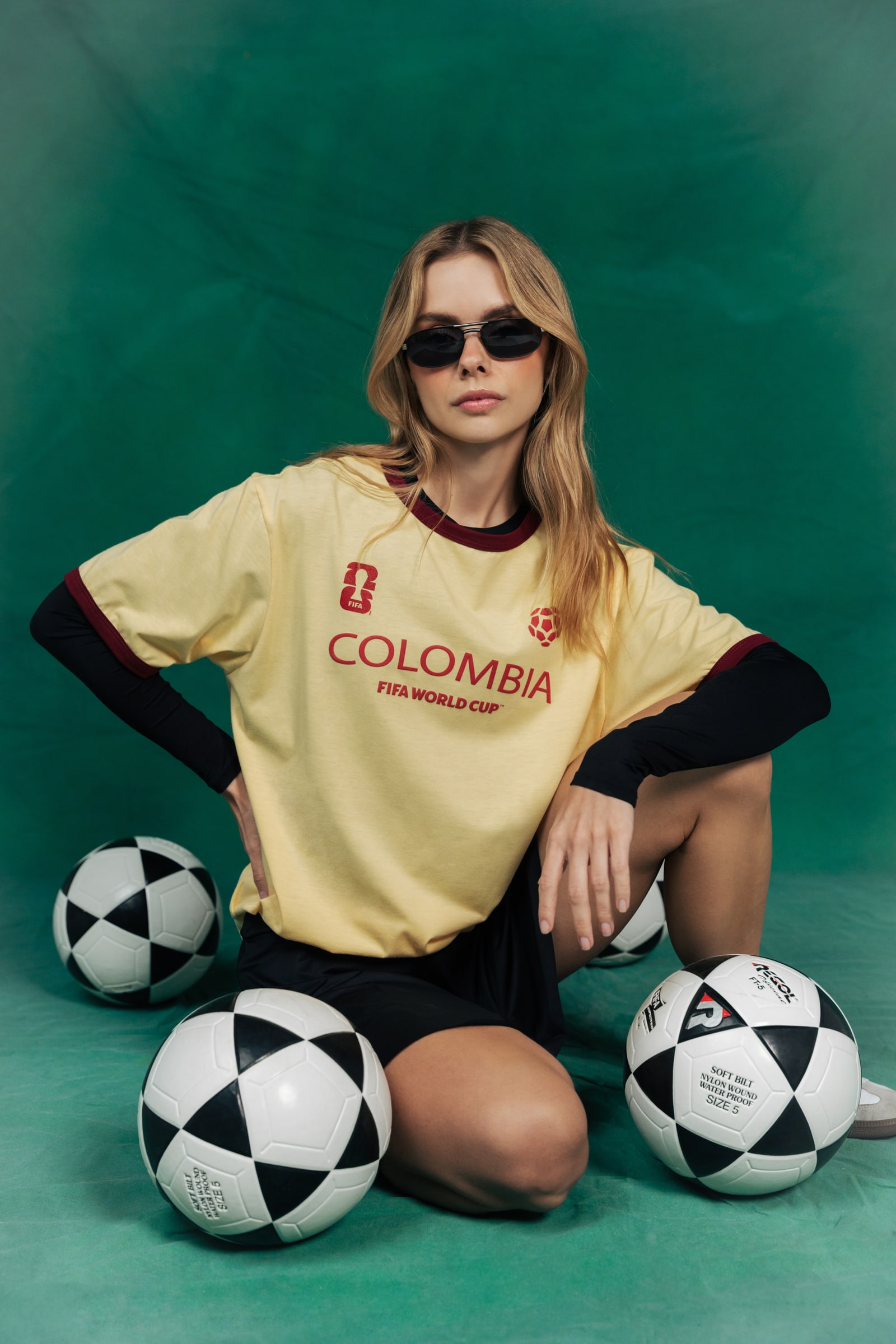 ÉXITO X FIFA — styling de advertising por Daniela Styling, imagen 4 de 12