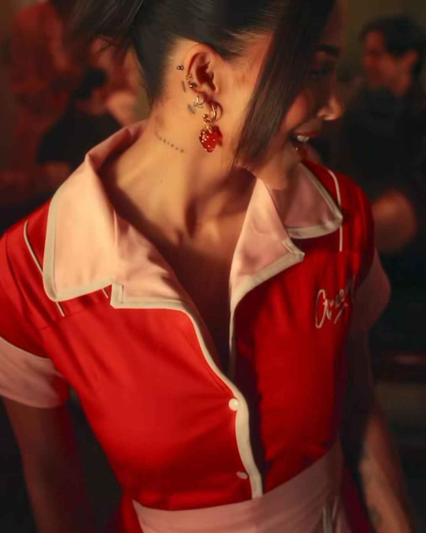 GREEICY A VECES A BESOS — styling de celebrity por Daniela Styling, imagen 2 de 3