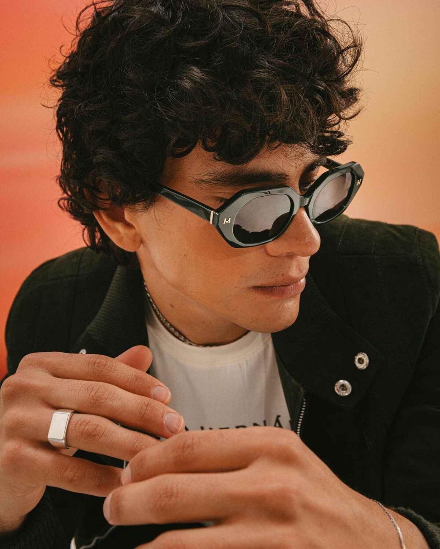 MARIO HERNANDEZ X FOLKS — styling de advertising por Daniela Styling, imagen 3 de 8