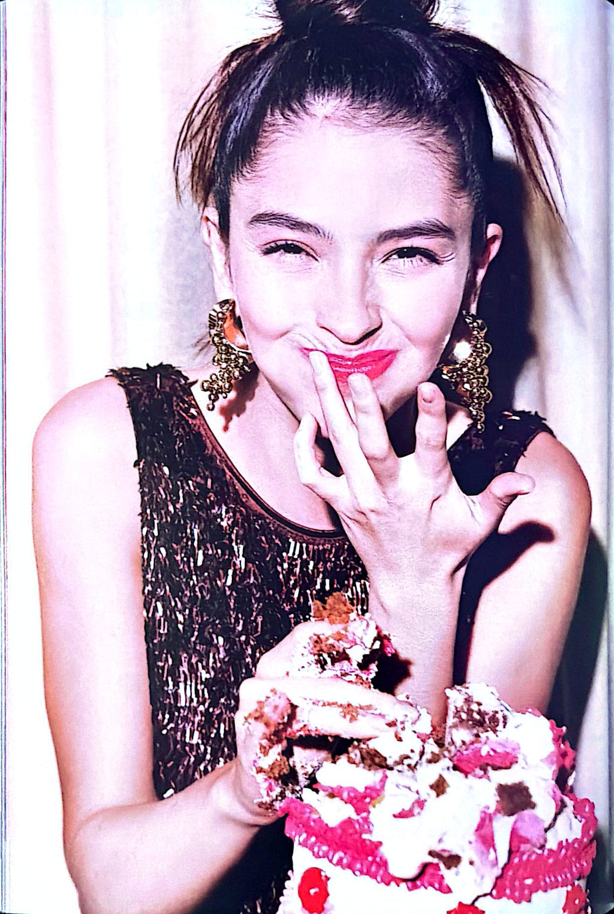REVISTA FUCSIA — NOV 25 — styling de magazines por Daniela Styling, imagen 2 de 4